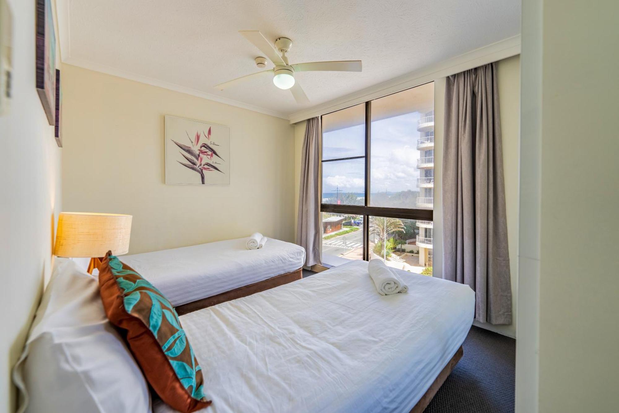 Olympus Beachfront Apartments Gold Coast Exterior photo