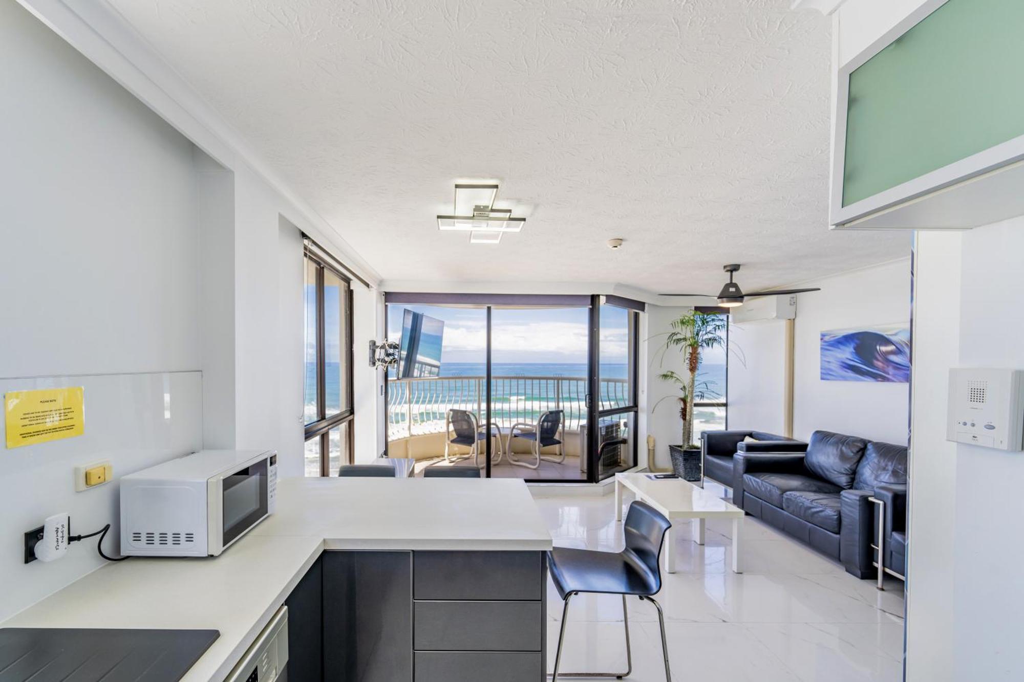 Olympus Beachfront Apartments Gold Coast Exterior photo