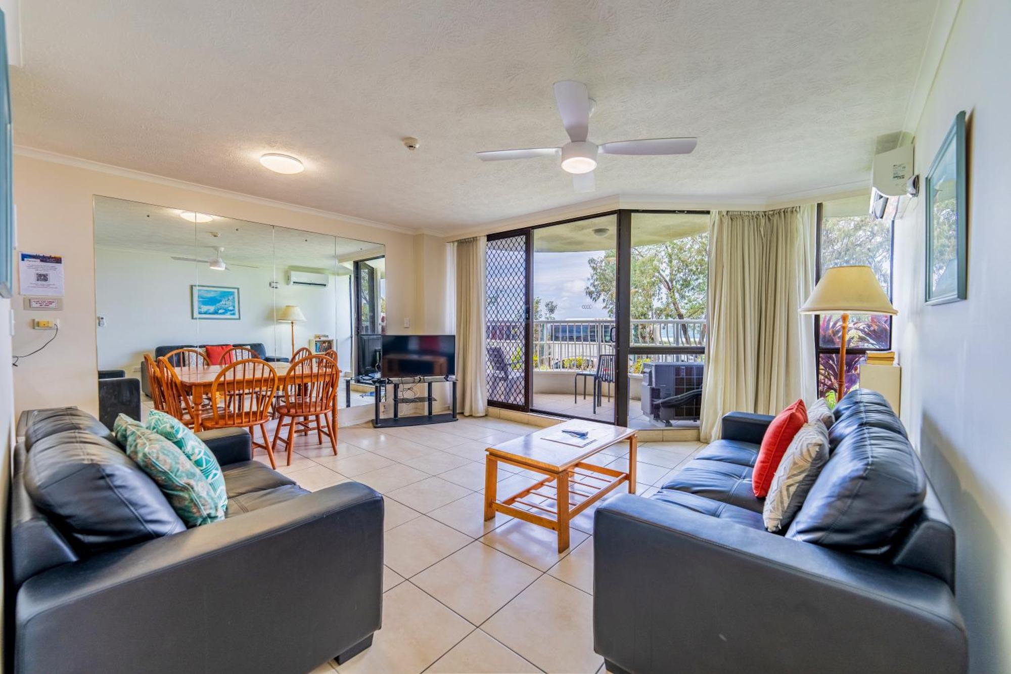 Olympus Beachfront Apartments Gold Coast Exterior photo