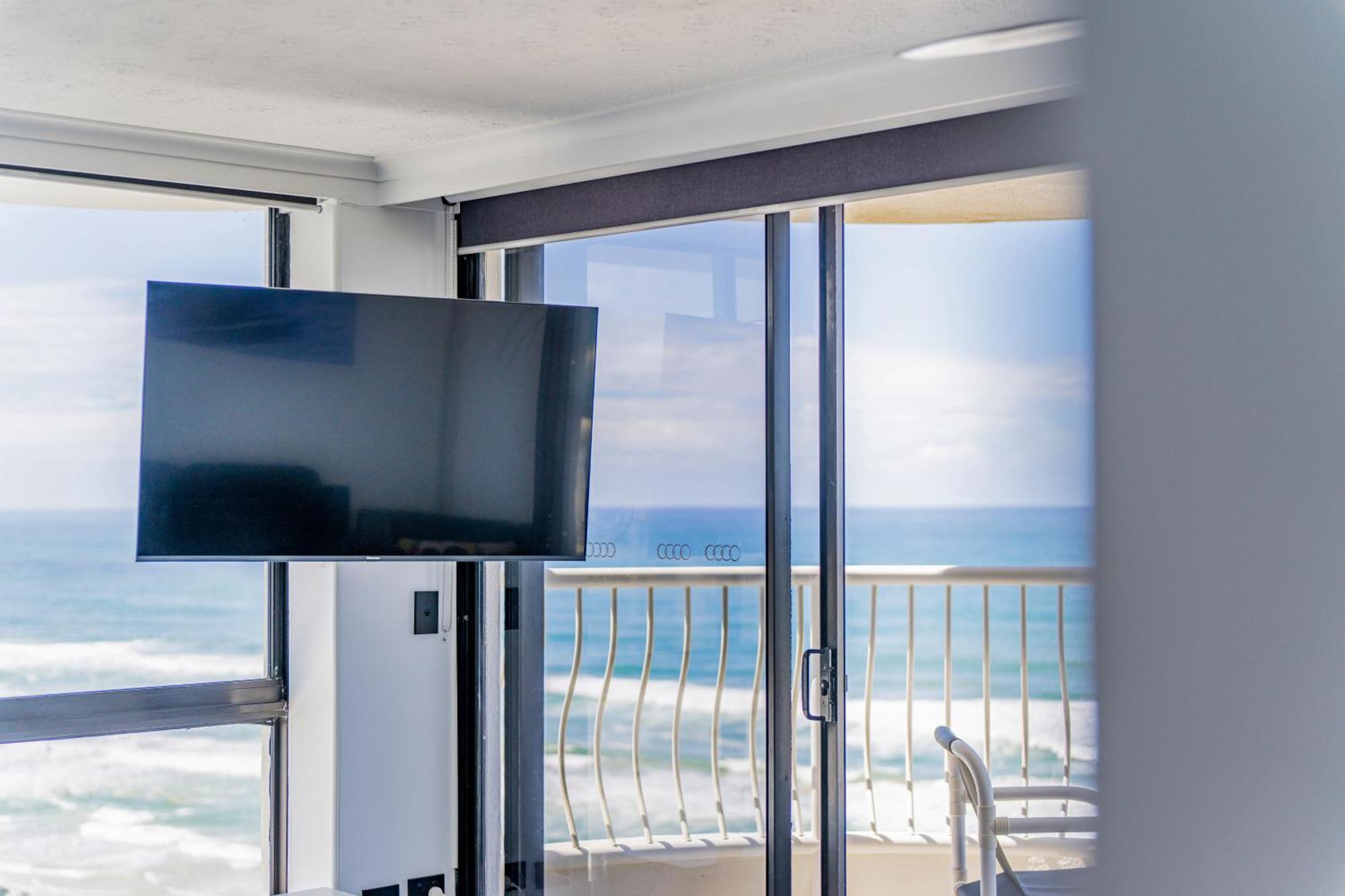 Olympus Beachfront Apartments Gold Coast Exterior photo